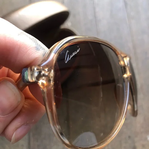 Authentic Gucci aviators - Picture 4 of 9